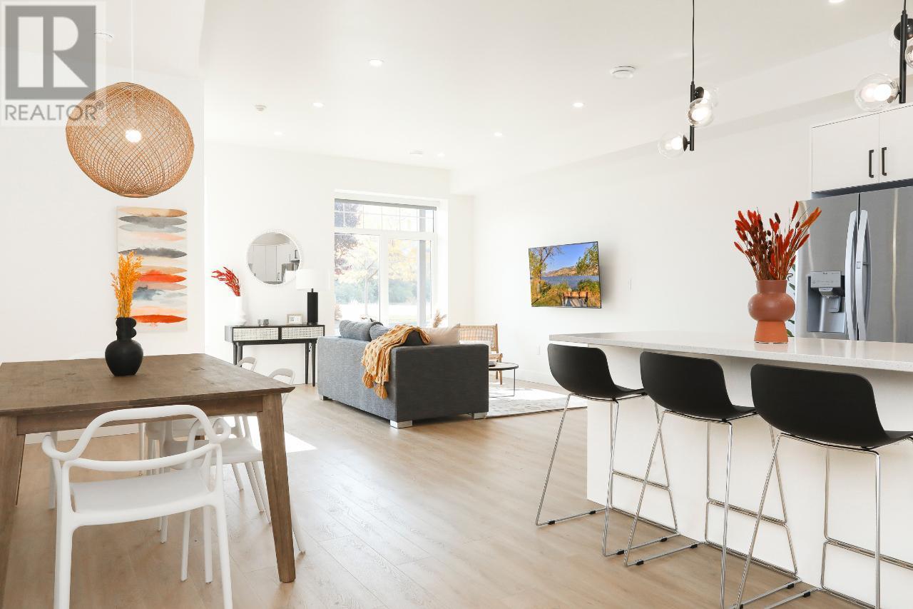 850 RAILWAY Lane Unit# 102/103, #102/103