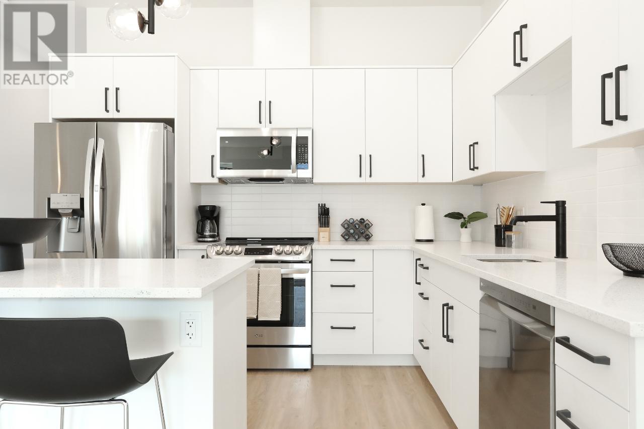 850 RAILWAY Lane Unit# 102/103, #102/103