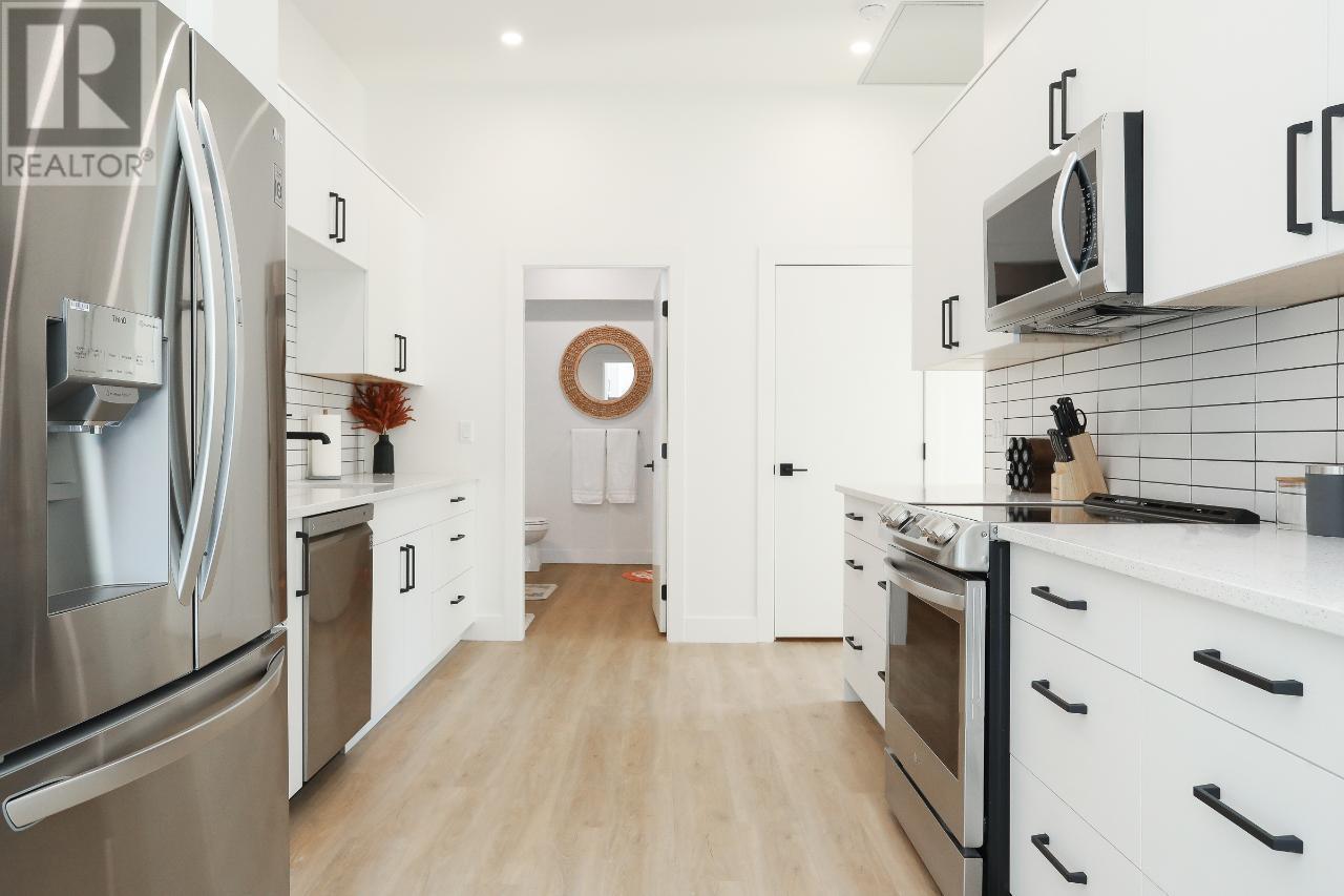850 RAILWAY Lane Unit# 102/103, #102/103