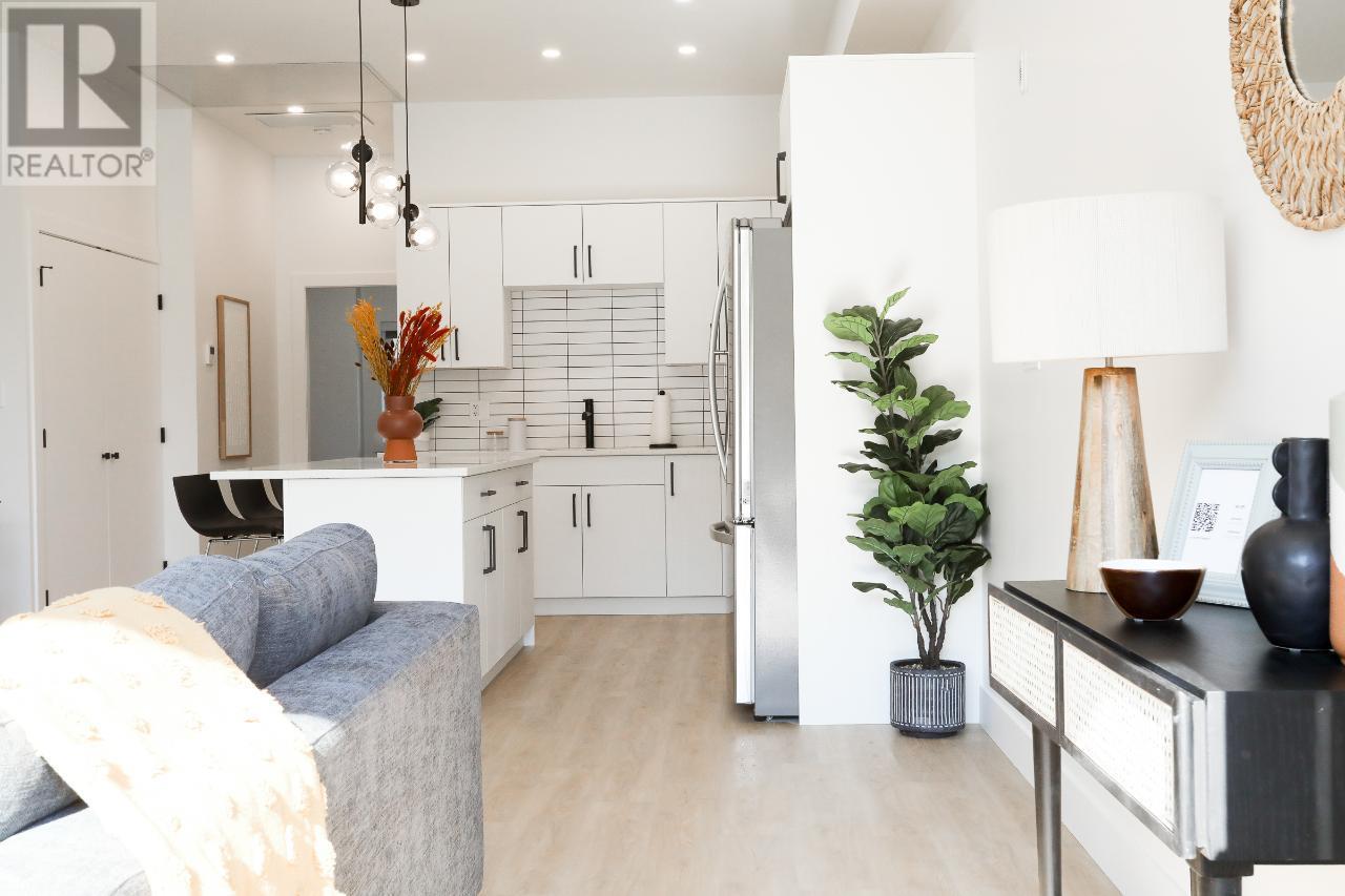 850 RAILWAY Lane Unit# 102/103, #102/103