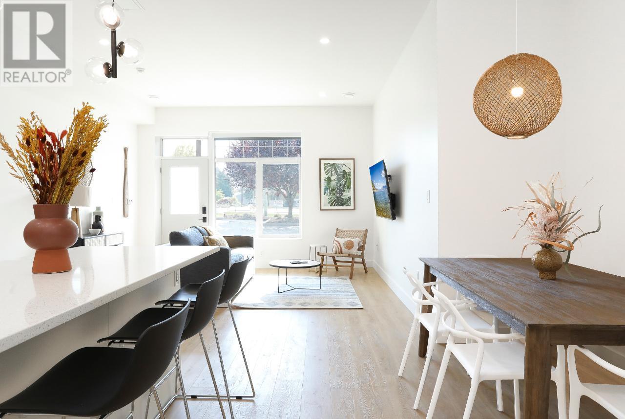 850 RAILWAY Lane Unit# 102/103, #102/103