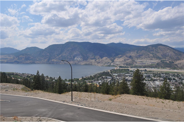 #SL 6 3200 EVERGREEN Drive,, Penticton