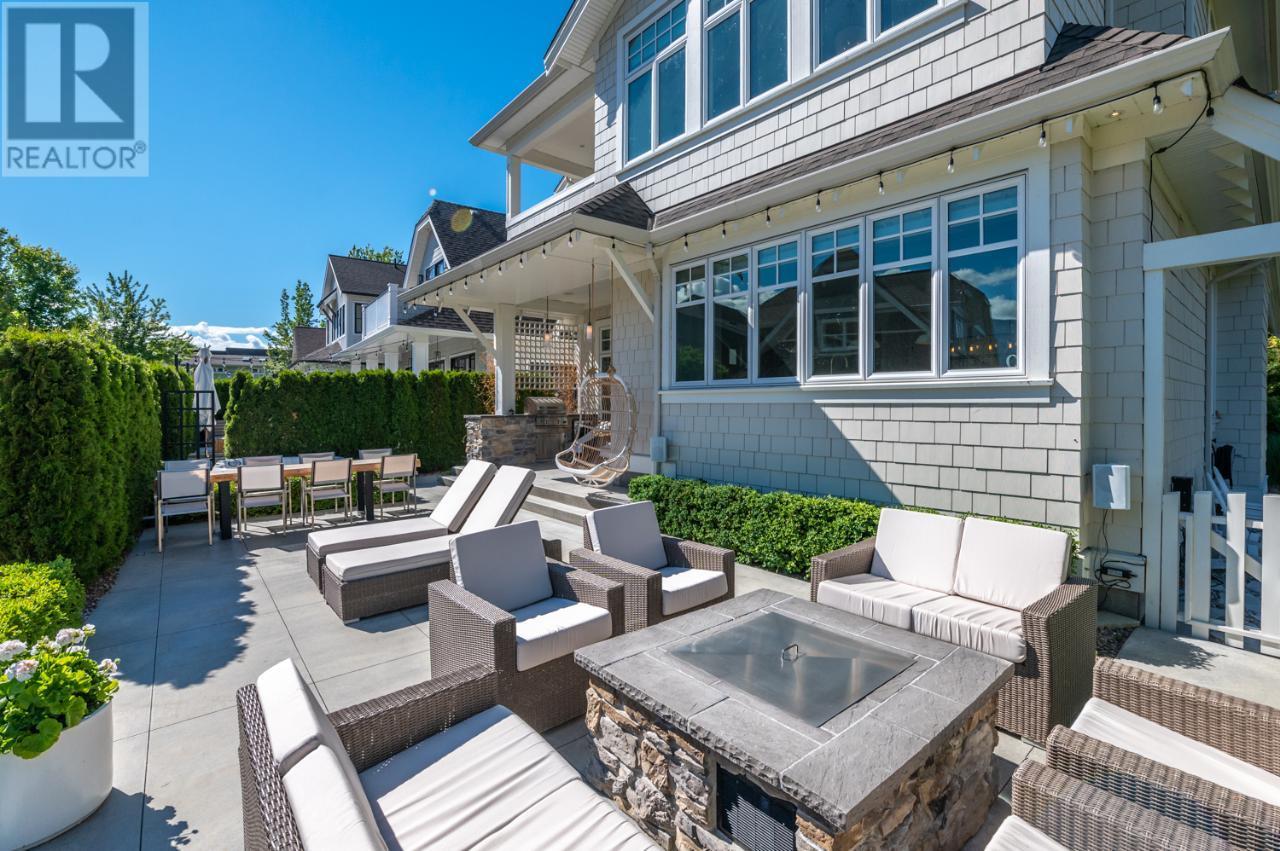 15419 LAKESHORE Drive Unit# 4, #4