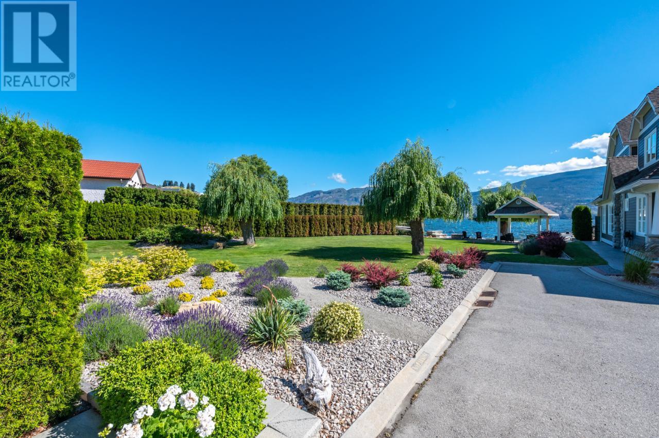 15419 LAKESHORE Drive Unit# 4, #4