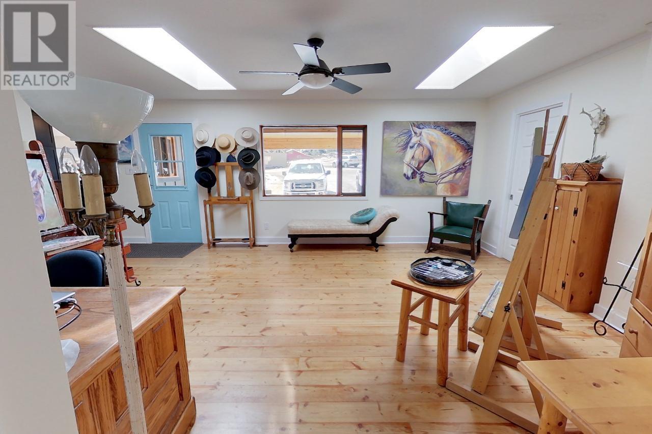558 RELKEY Road