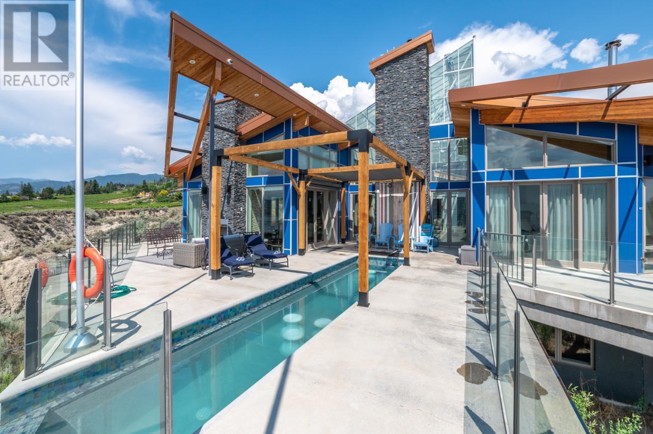 2185 NARAMATA Road