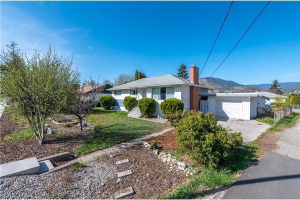 1645 ATKINSON Street,, Penticton