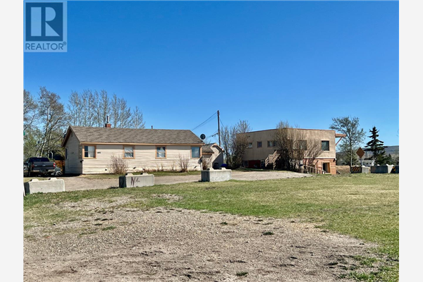 881 107 Avenue,, Dawson Creek
