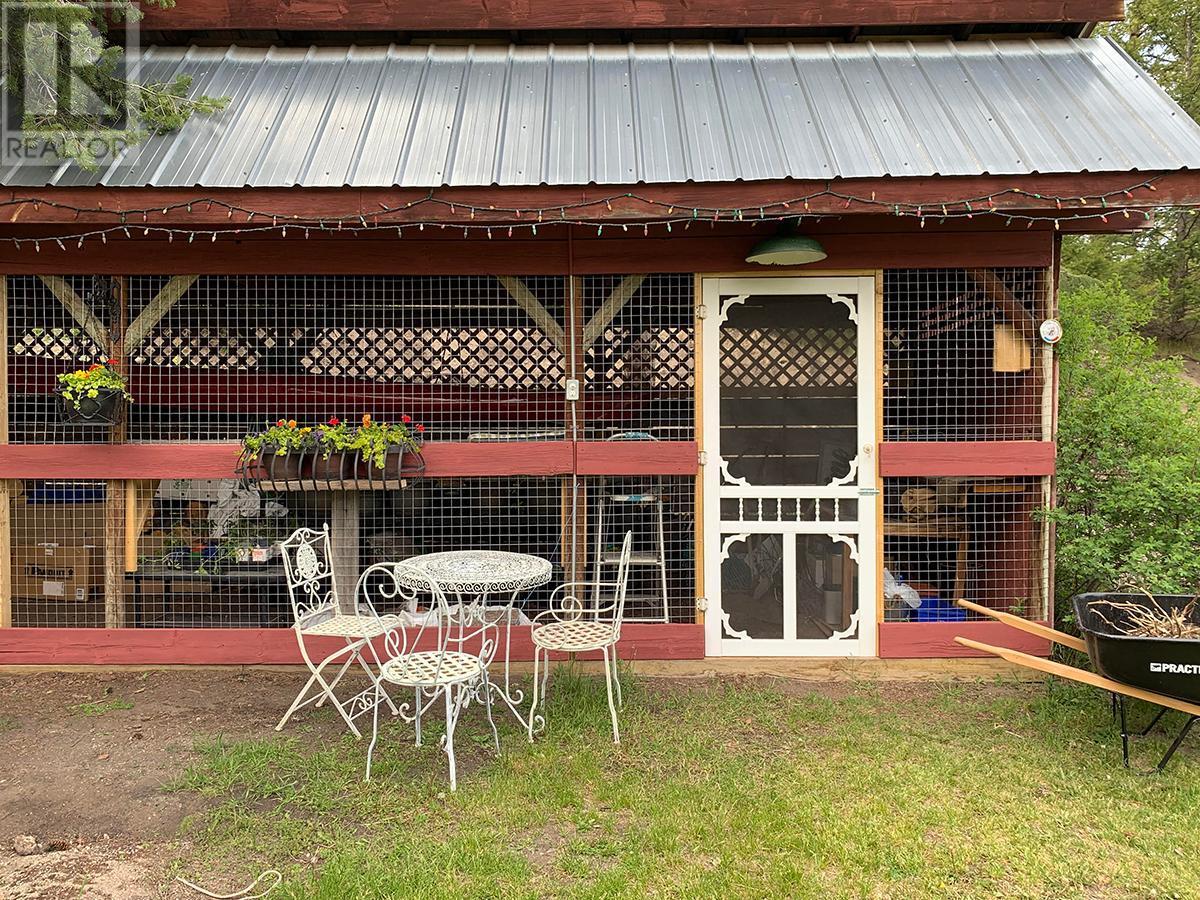 558 RELKEY Road