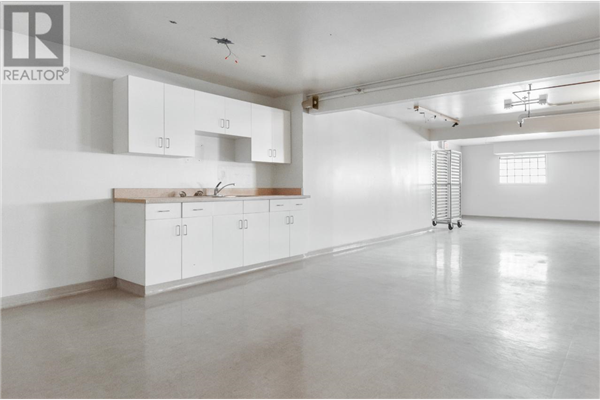 260 OKANAGAN Avenue,, Penticton