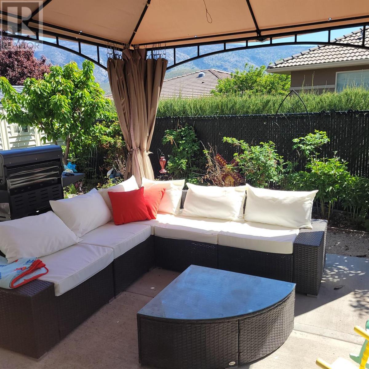 6865 MOUNTAINVIEW Drive