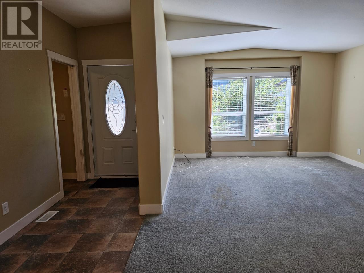 8300 GALLAGHER LAKE FRONTAGE R Unit# 77, #77