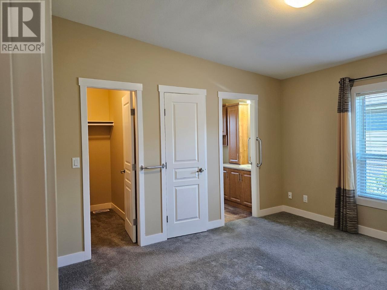 8300 GALLAGHER LAKE FRONTAGE R Unit# 77, #77