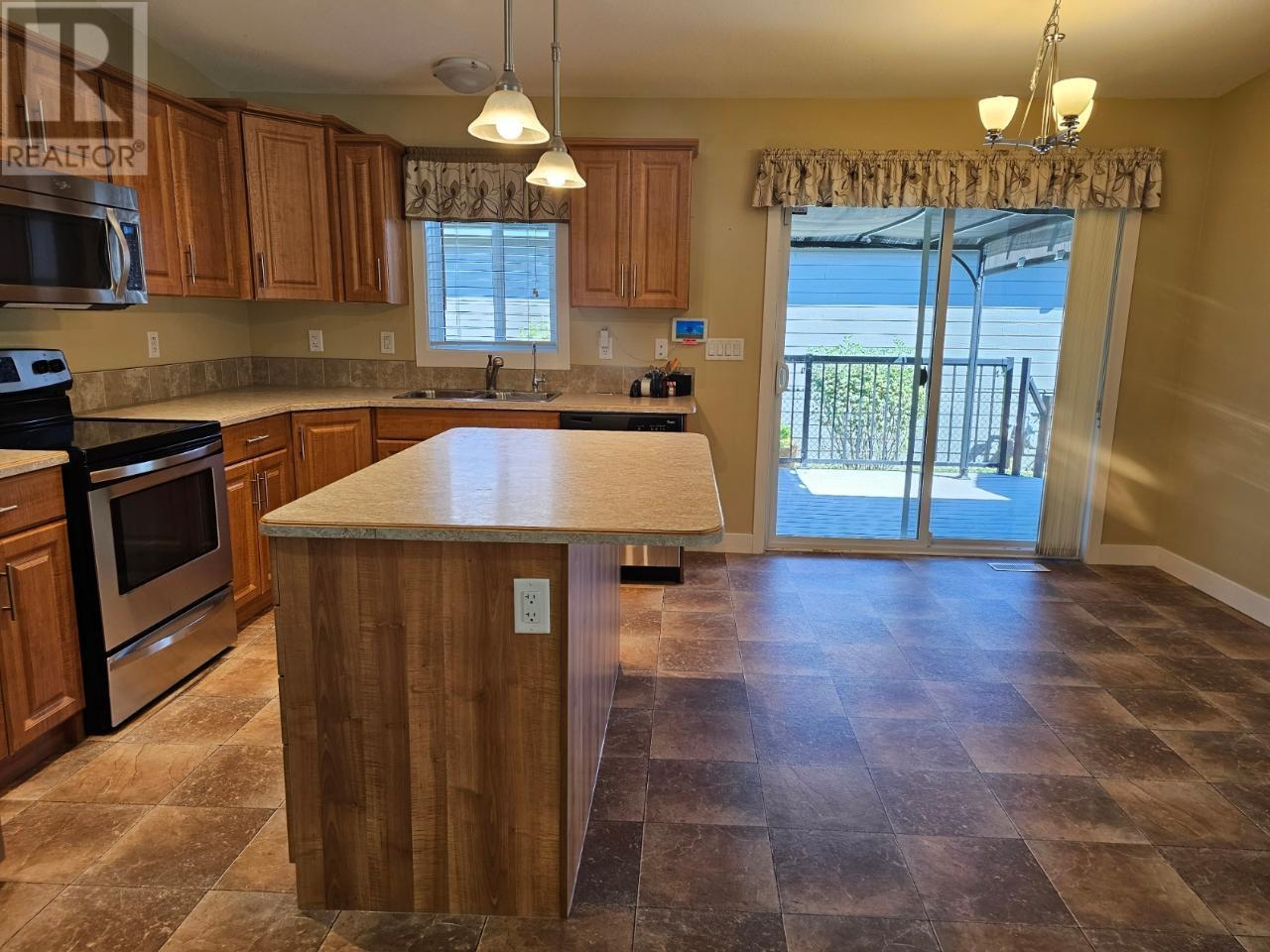 8300 GALLAGHER LAKE FRONTAGE R Unit# 77, #77