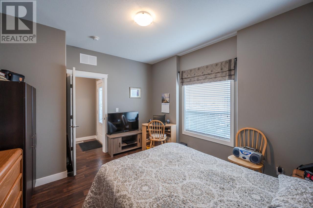 8300 GALLAGHER LAKE FRONTAGE R Unit# 26, #26