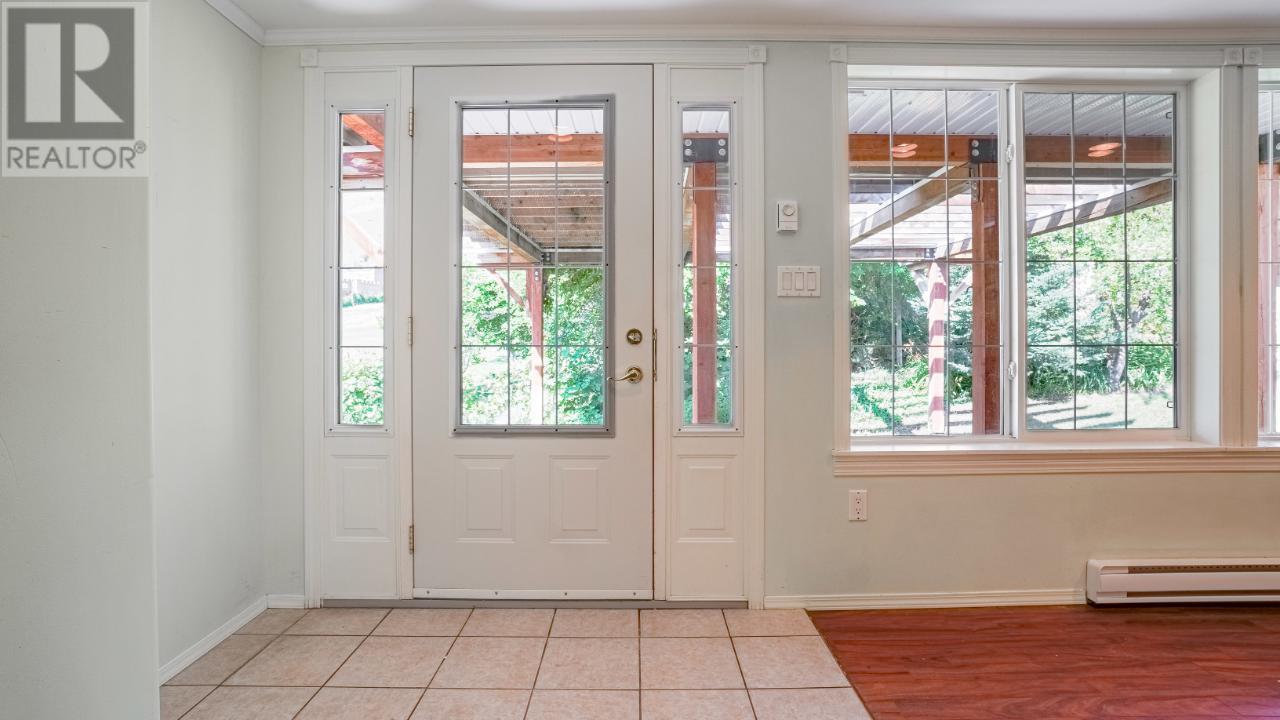 766 PONDEROSA Road