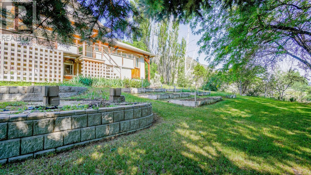 766 PONDEROSA Road