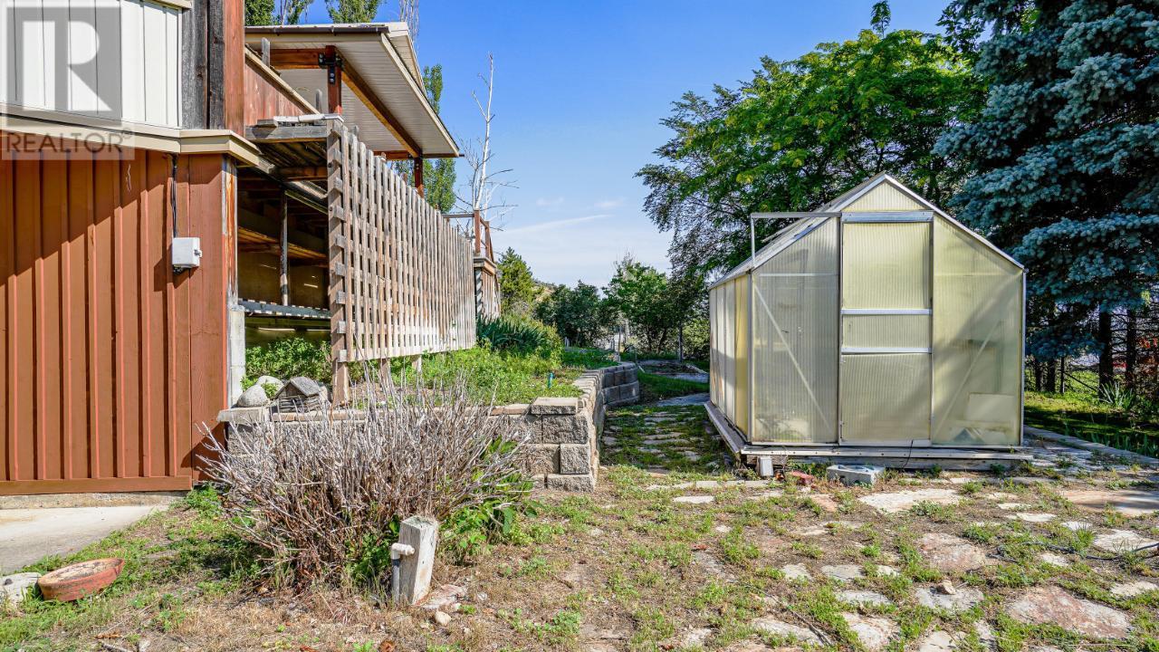 766 PONDEROSA Road