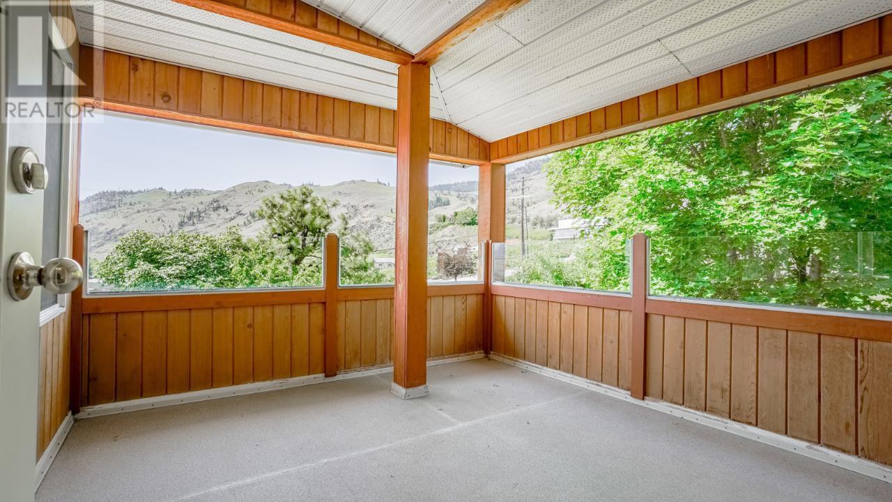 766 PONDEROSA Road