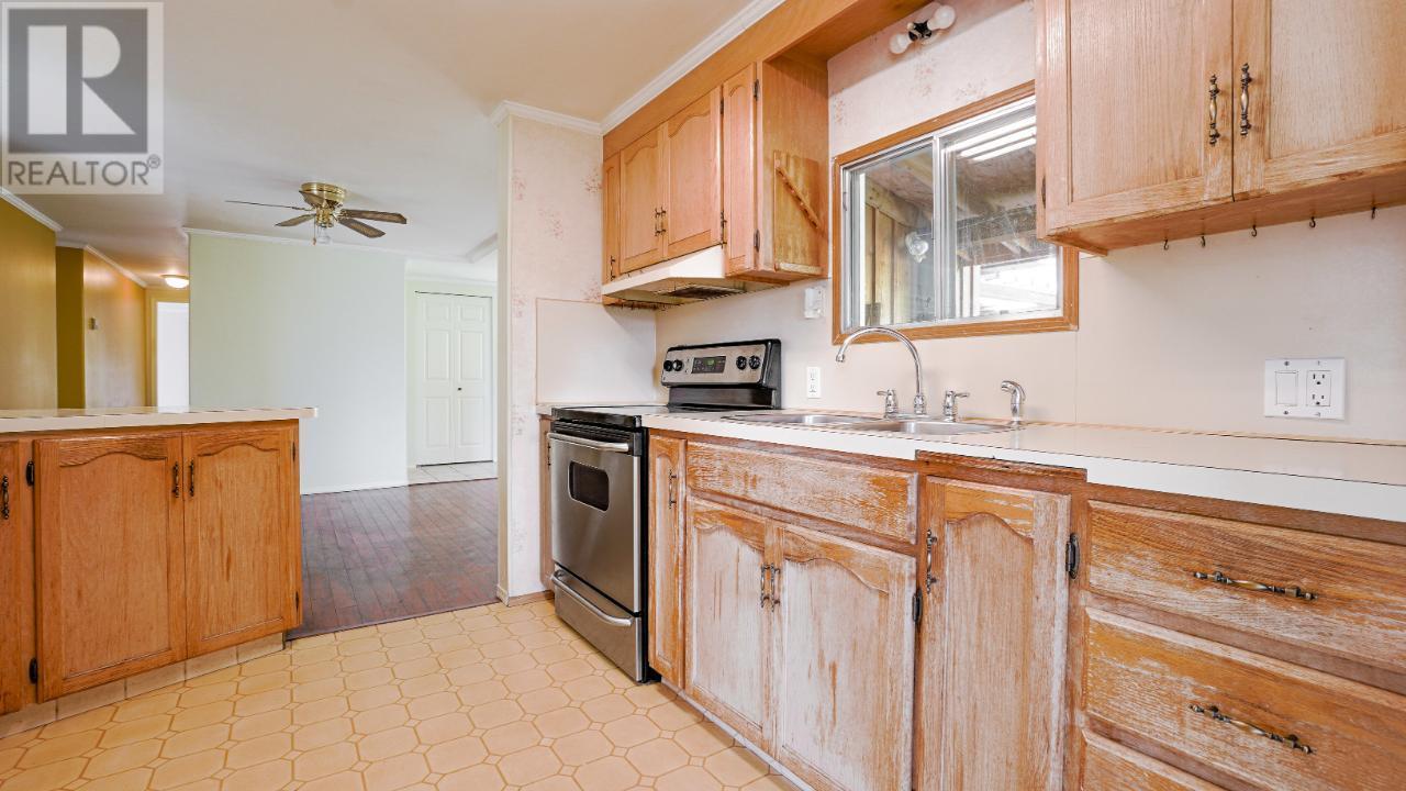 766 PONDEROSA Road