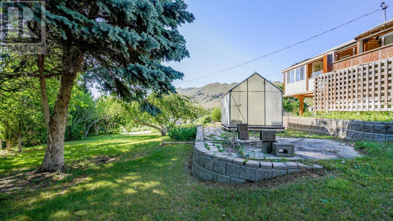766 PONDEROSA Road