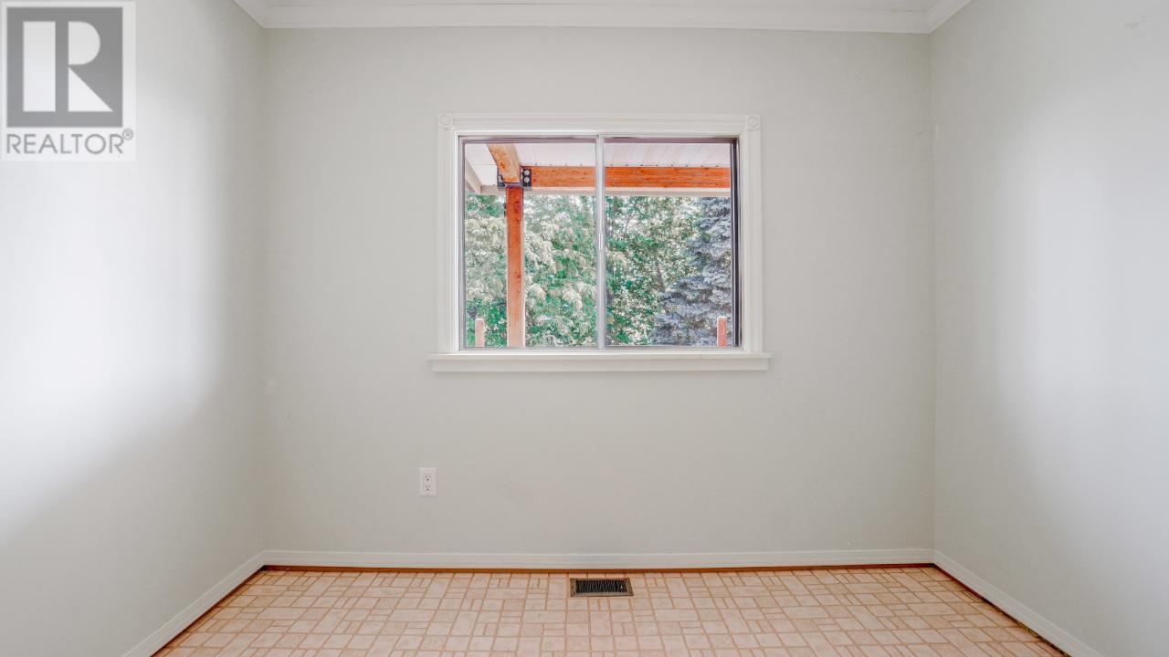 766 PONDEROSA Road
