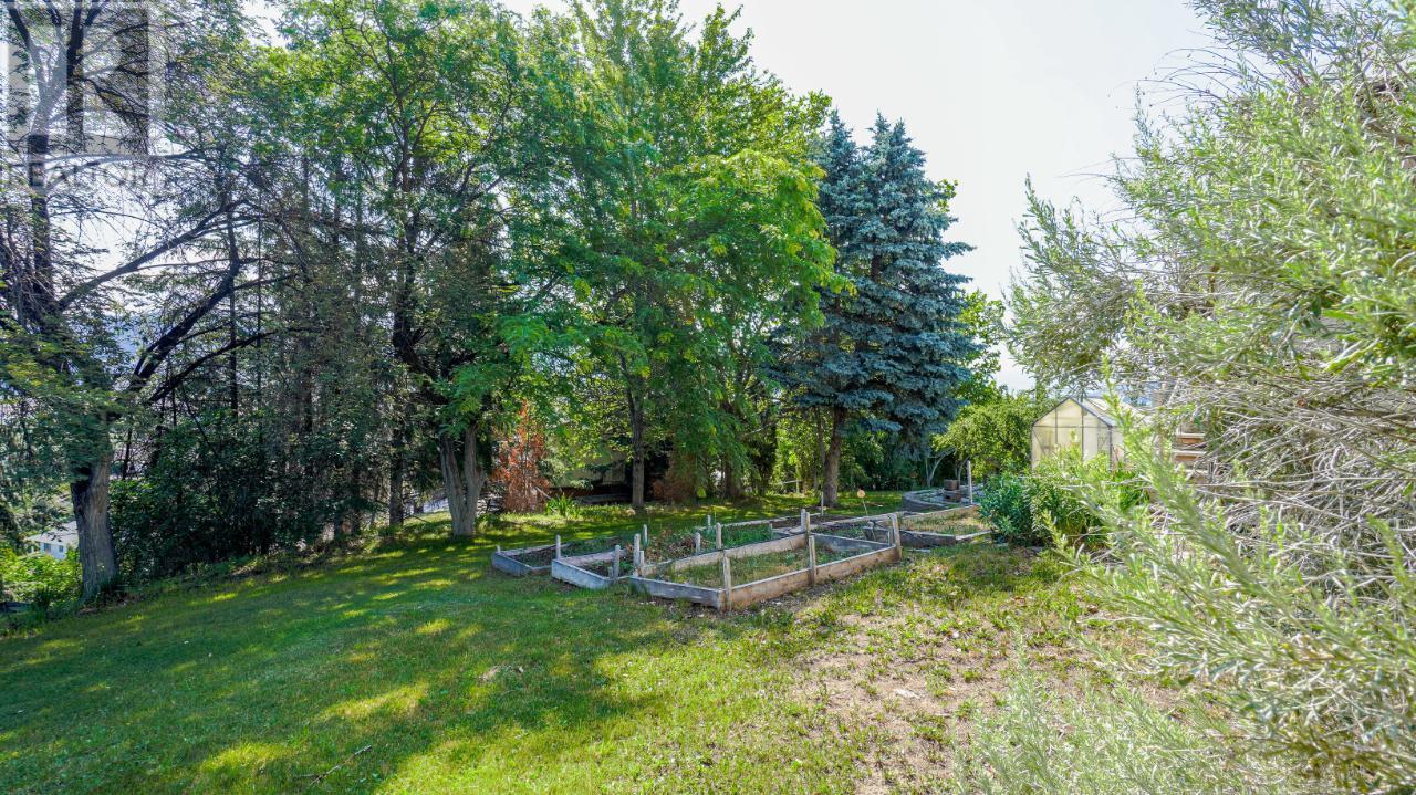 766 PONDEROSA Road