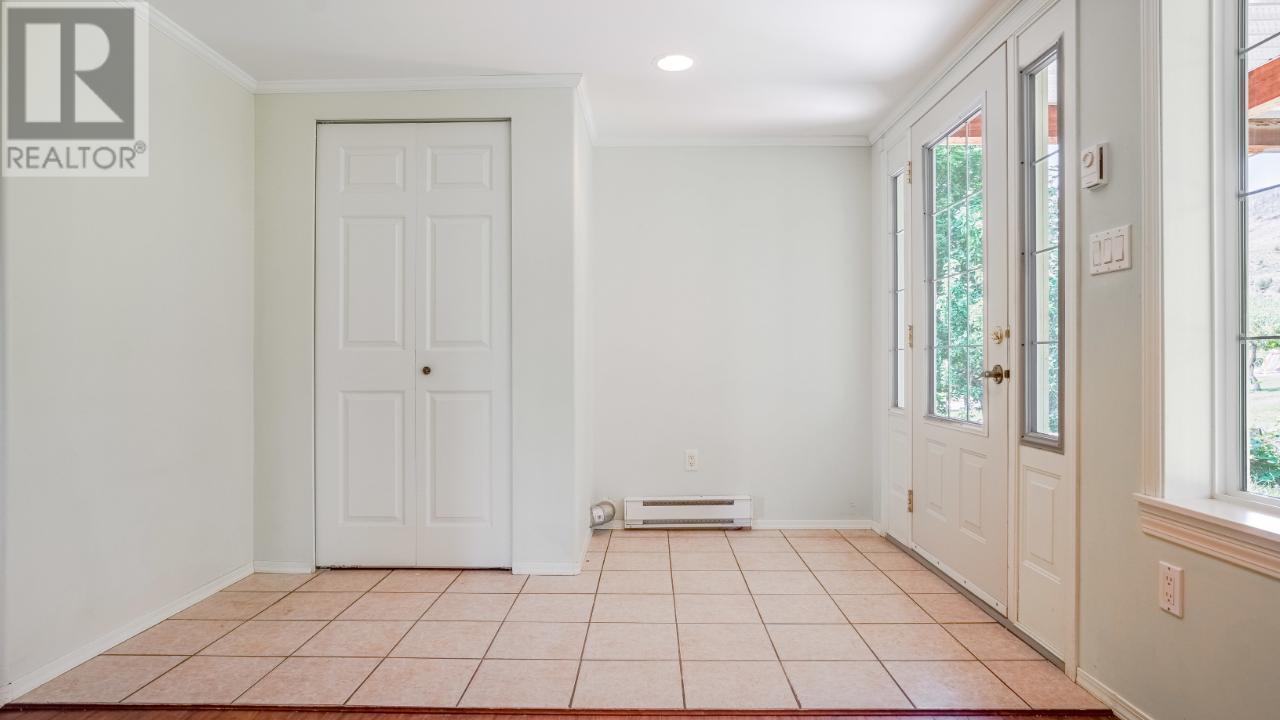 766 PONDEROSA Road