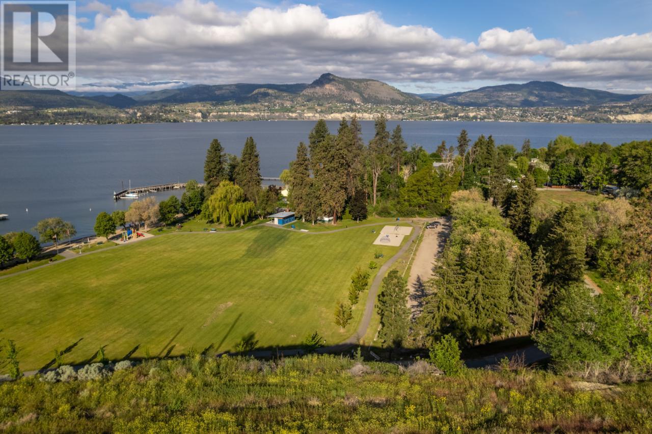 Lot 2 PESKETT Place