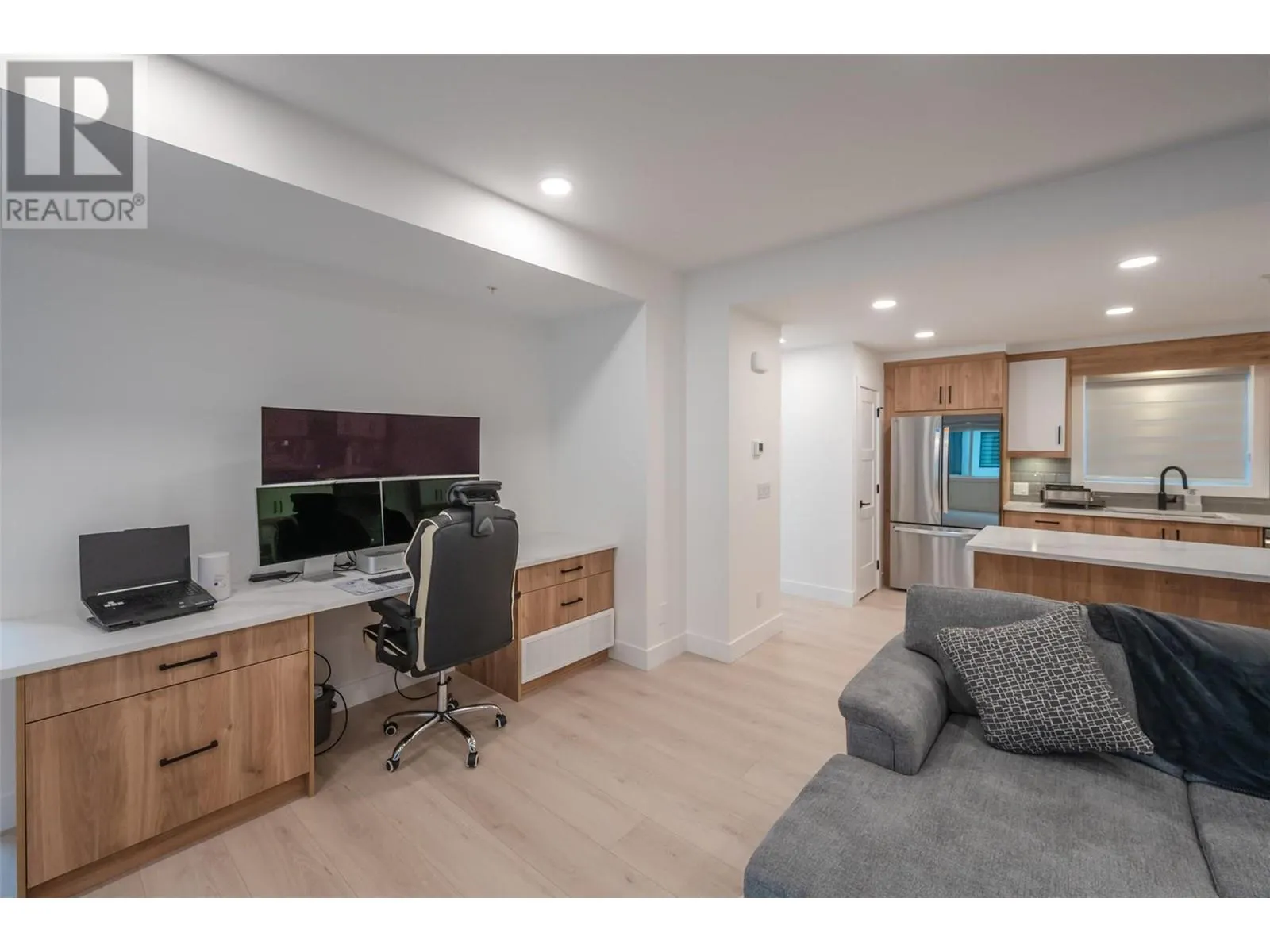 10615 ELLIOTT Street Unit# 104