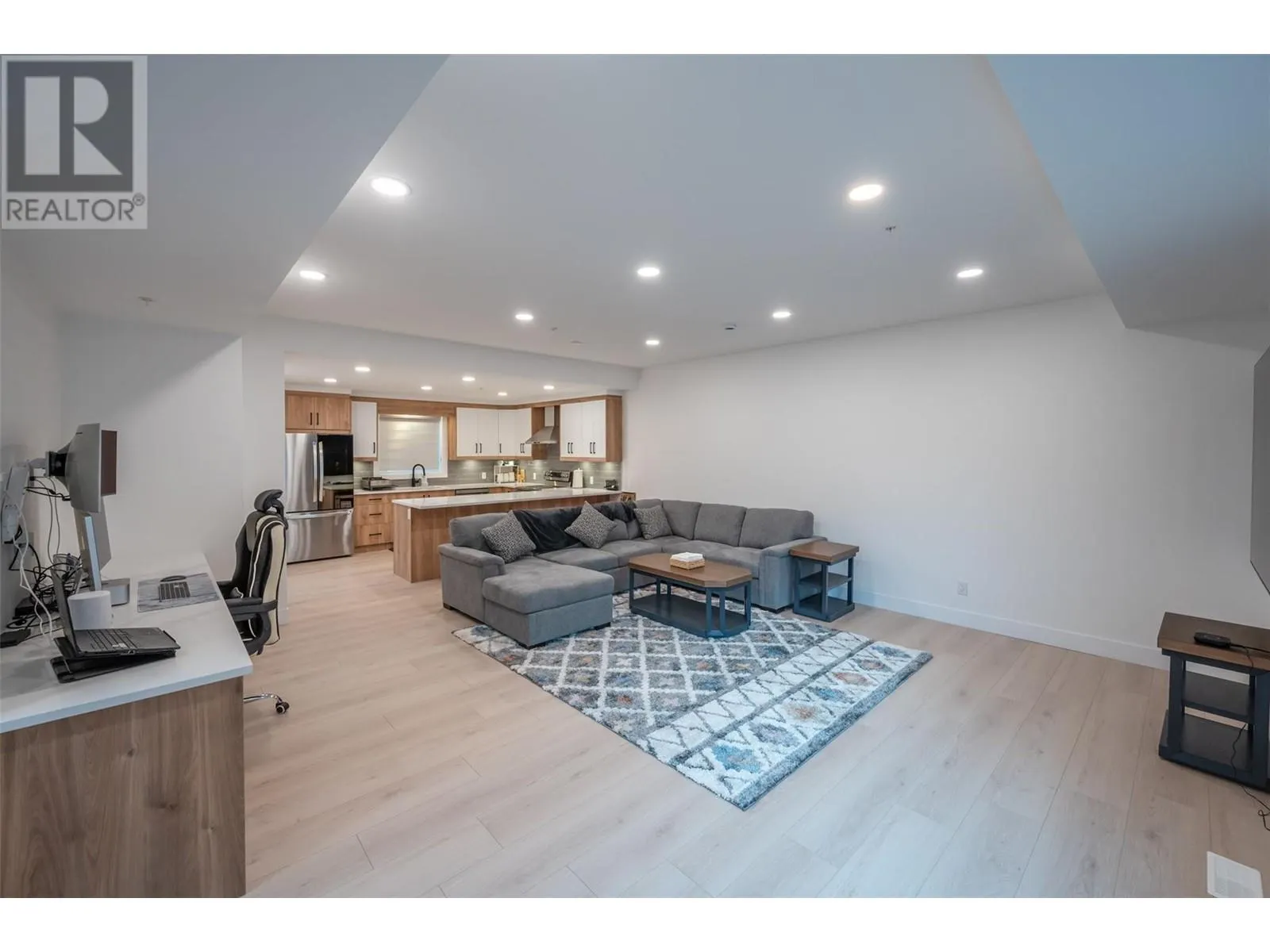 10615 ELLIOTT Street Unit# 108