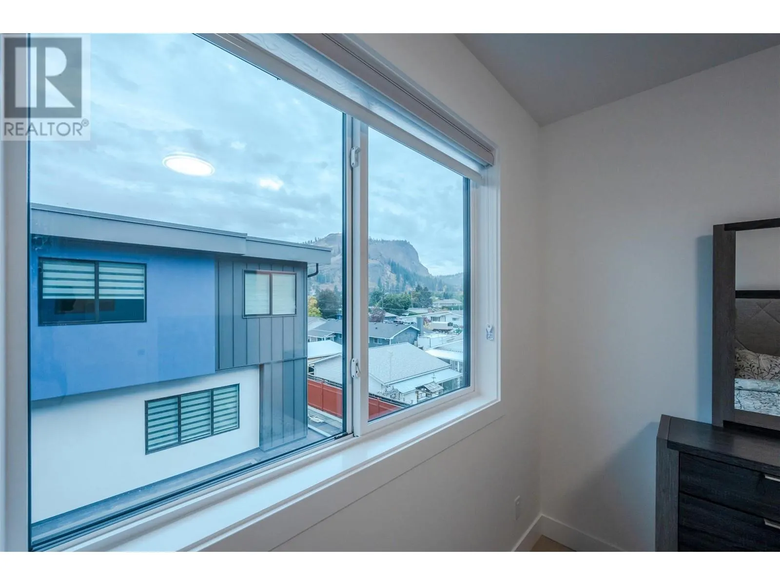 10615 ELLIOTT Street Unit# 108