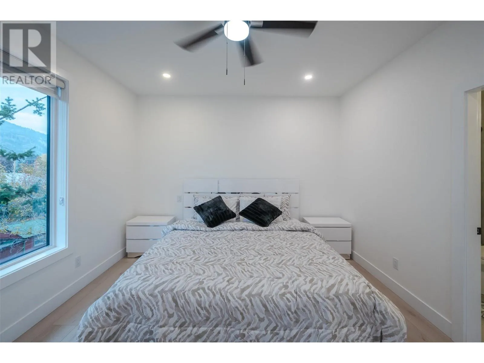 10615 ELLIOTT Street Unit# 108