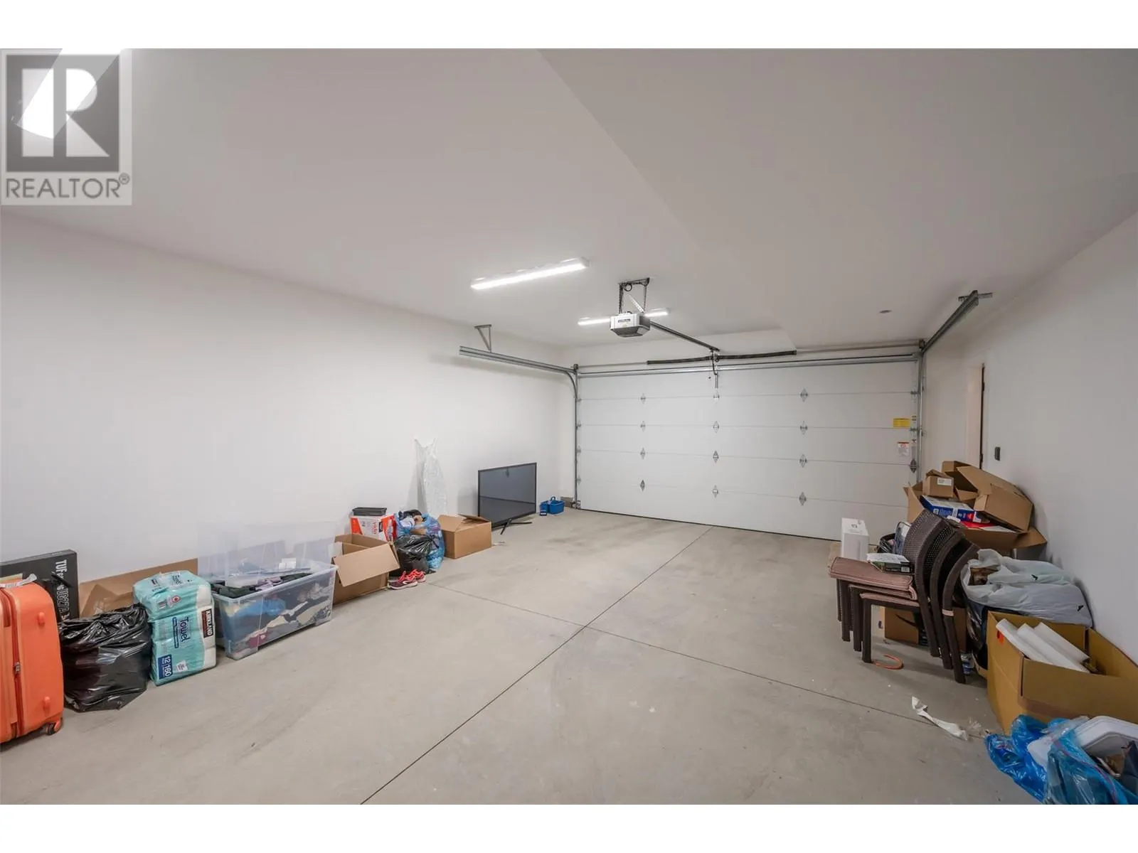 10615 ELLIOTT Street Unit# 109
