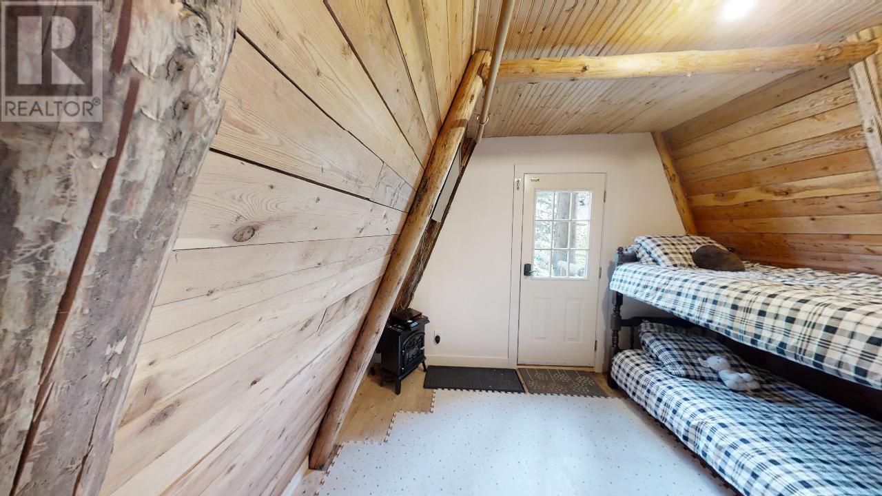 180 PORCUPINE Road