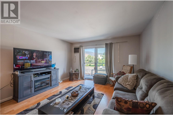 #308 110 SKAHA Place,, Penticton