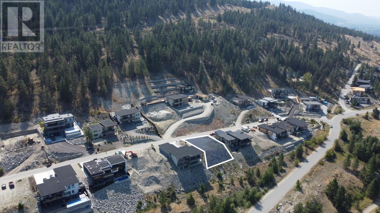 2875 OUTLOOK Way