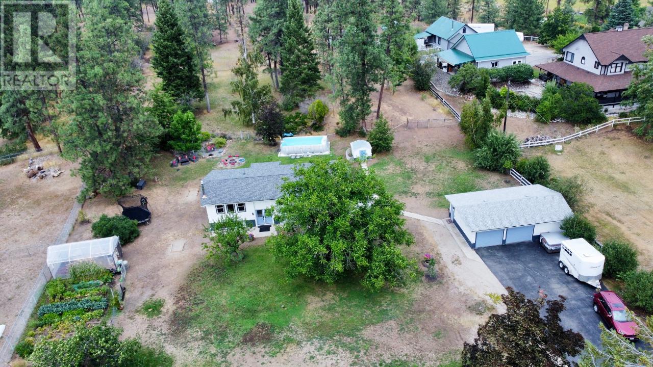 657 JOHNSON Crescent