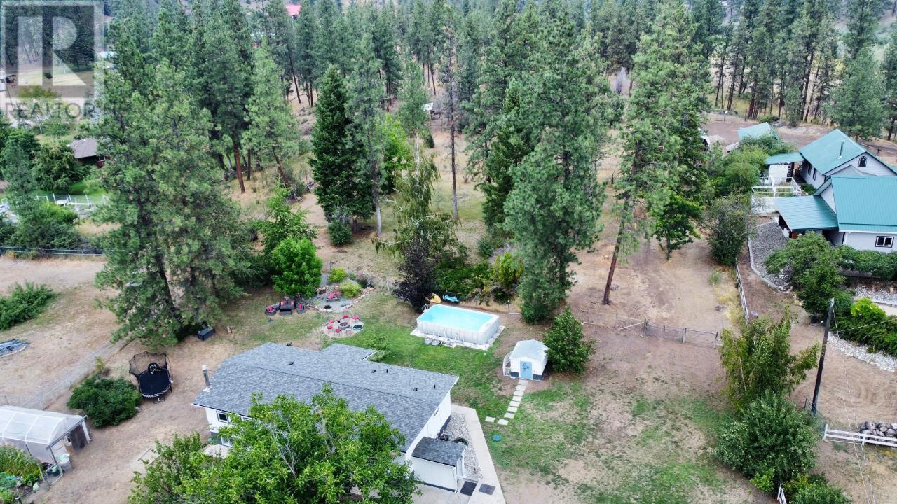 657 JOHNSON Crescent