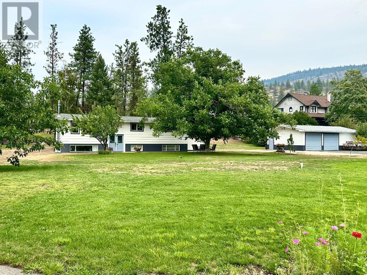 657 JOHNSON Crescent