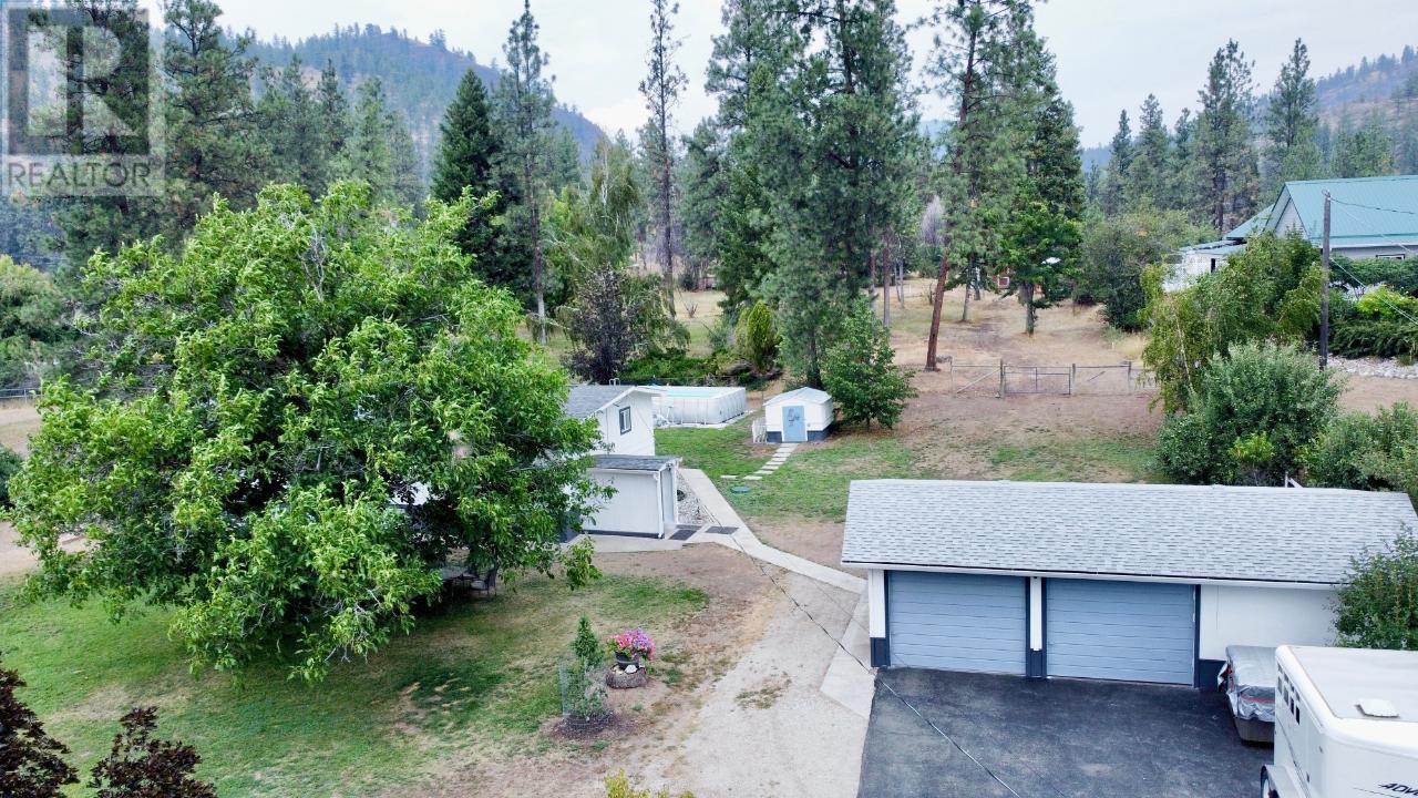 657 JOHNSON Crescent
