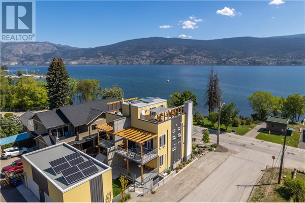 12404 LAKESHORE Drive,, Summerland