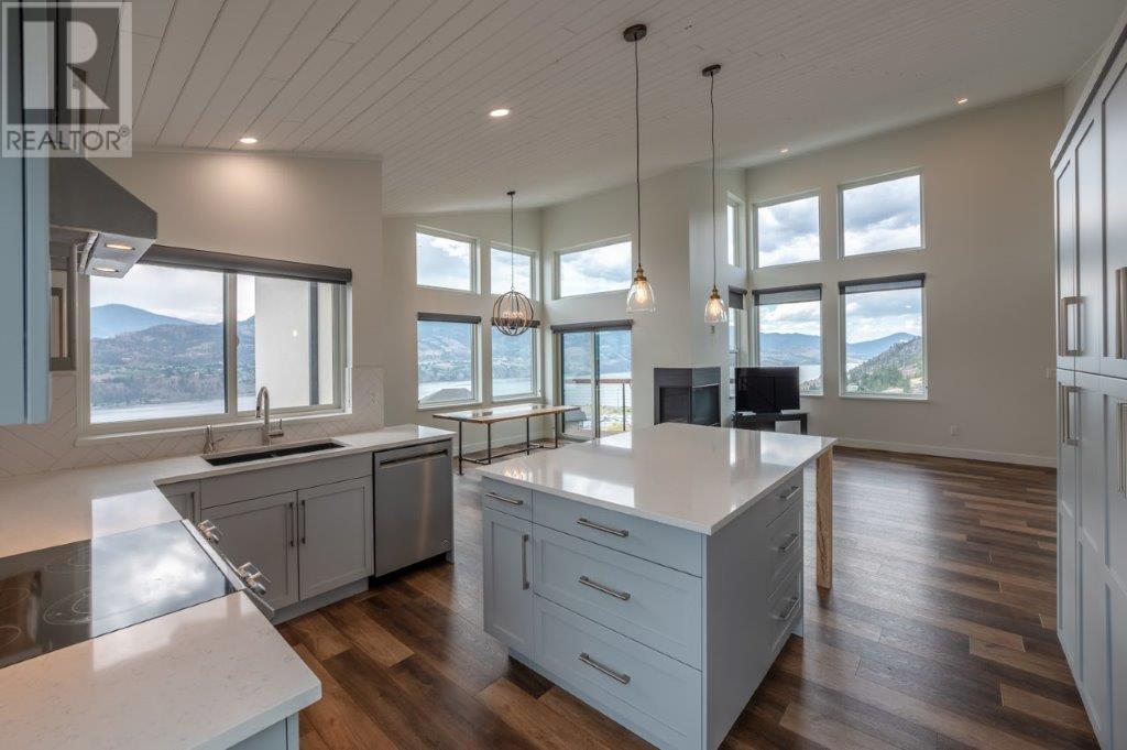 125 CABERNET Drive Unit# 12, #12