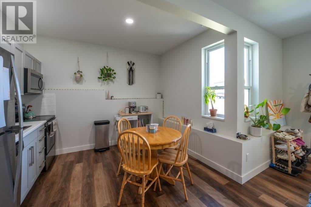125 CABERNET Drive Unit# 12, #12