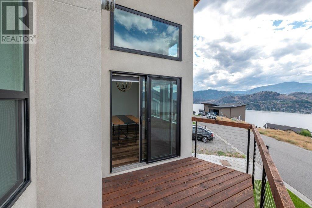 125 CABERNET Drive Unit# 12, #12