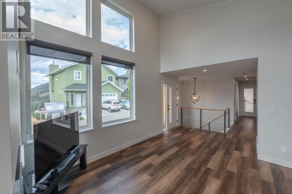 125 CABERNET Drive Unit# 12, #12