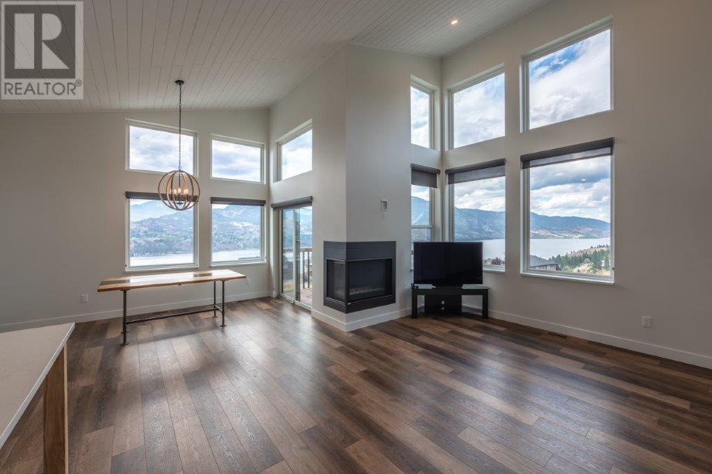 125 CABERNET Drive Unit# 12, #12