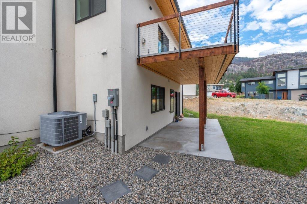 125 CABERNET Drive Unit# 12, #12