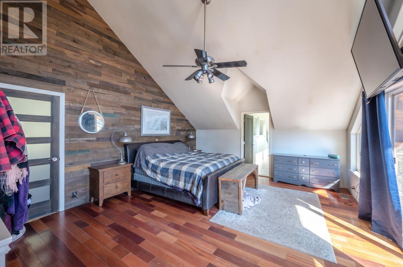842 GRAND ORO Road