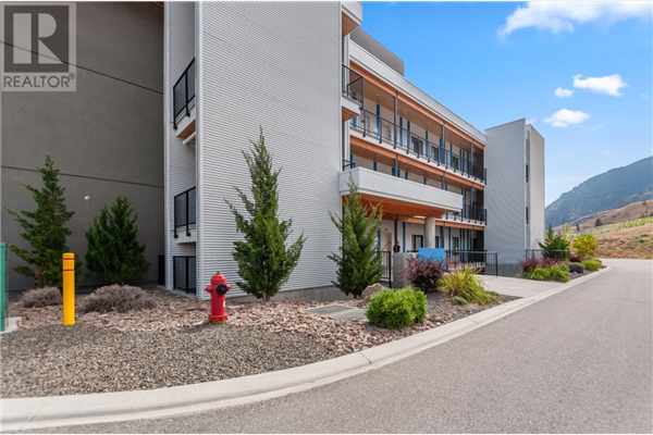 #111 100 VISTA Way,, Penticton